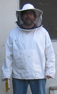 beekeeper Geoff and his bees